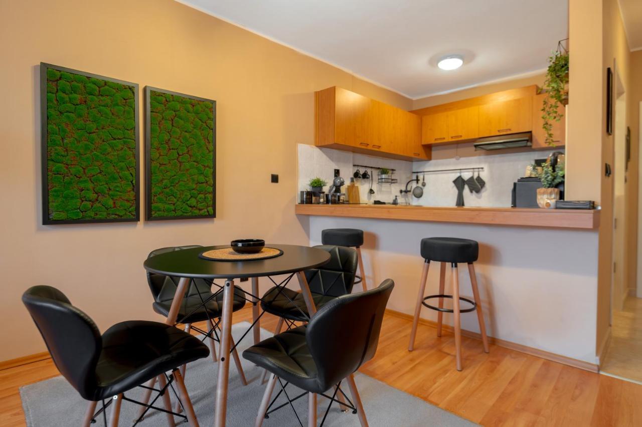 Cosy Green Apt Close To Macedonia Square Sofia Buitenkant foto